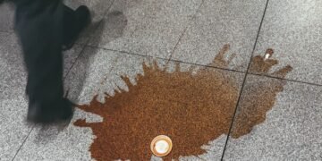 Failure Dealing with Mechanisms in Microservices