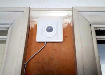 Presence Detection Augments Thirties House