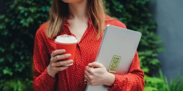 tRPC vs GraphQL vs REST: Selecting the best API design for contemporary internet purposes