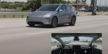 Tesla sends driverless Mannequin Y from manufacturing unit to buyer to advertise its robotaxi tech