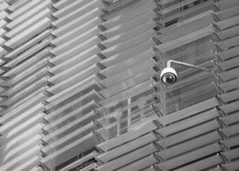 Whistle-Blowing Fashions – O’Reilly