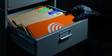 One Click on Can Flip Perplexity’s Comet AI Browser Right into a Knowledge Thief