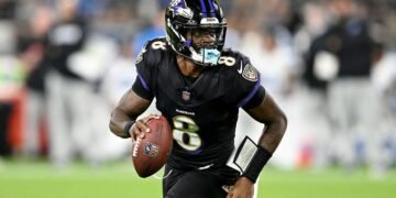 Easy methods to Watch Ravens vs. Dolphins Tonight on Thursday Evening Soccer