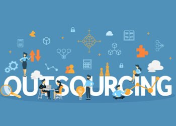 Outsourcing vs Outstaffing: Execs and Cons