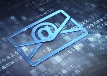 Preventing e mail threats with AI