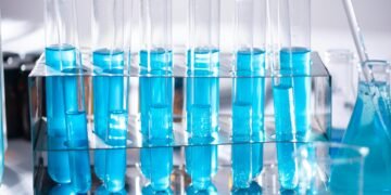 Agentic AI breaks out of the lab and forces enterprises to develop up