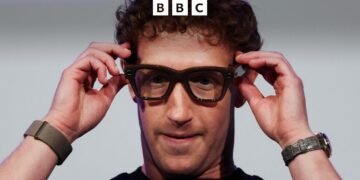 Tech Life – Would you put on sensible glasses?