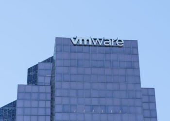 “Unfavorable” views of Broadcom driving hundreds of VMware migrations, rival says