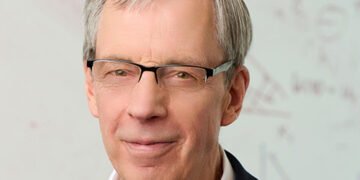 MIT economist Whitney Newey awarded Erwin Plein Nemmers Prize in Economics | MIT Information