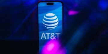AT&T Shook Up Its Limitless Cellphone Plans. Here is What You are Paying For