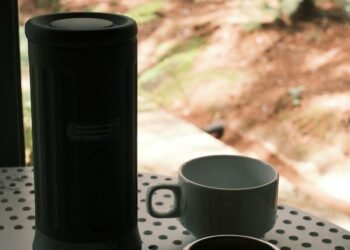 The Should-Have Transportable Espresso Maker Ranked Among the many Greatest Transportable Kitchen Devices On-line – Chefio