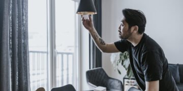 How Lengthy Do Homeowners Say Sensible Bulbs Really Final?