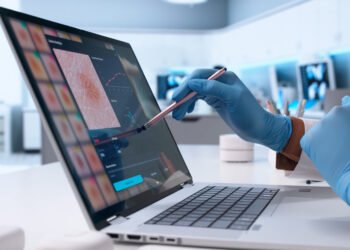 The advantages of medical AI help differ primarily based on person experience | MIT Information