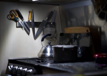 Uncover Why the 3-in-1 Moveable Espresso Maker is the Final Companion for Trendy Dwelling Decor Traits and Prime Vacation Items for Dwelling Cooks – Chefio