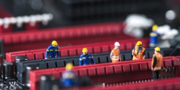 Microsoft Plugs Practically 1,000 Safety Holes – Krebs on Safety